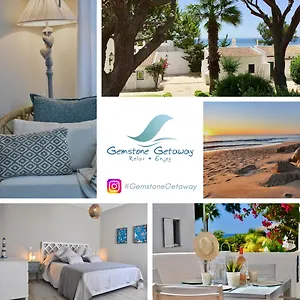 aquamarine-gemstone-getaway.hotelaalgarve.com/