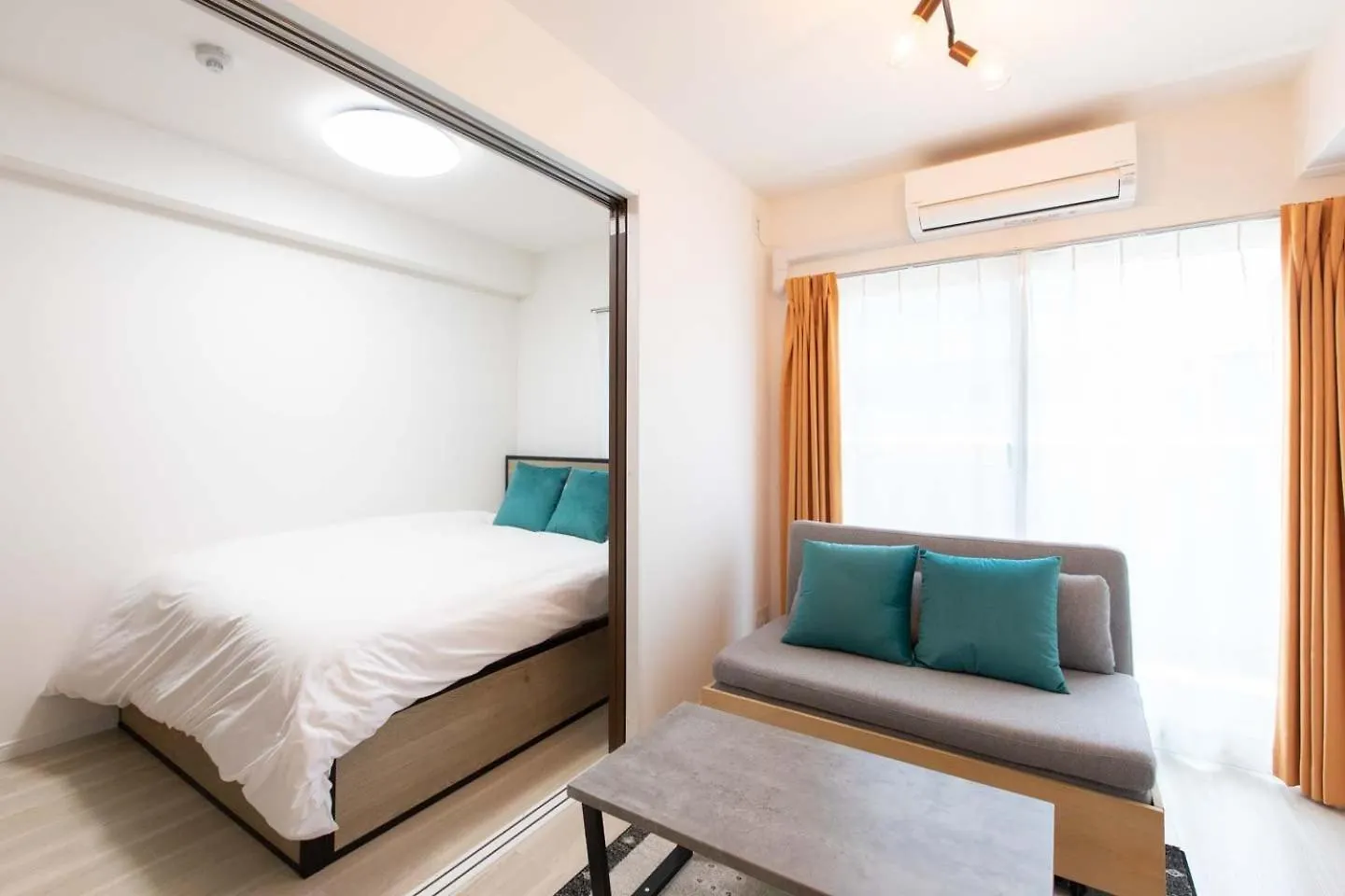 Art Shin-Osaka West Apartment
