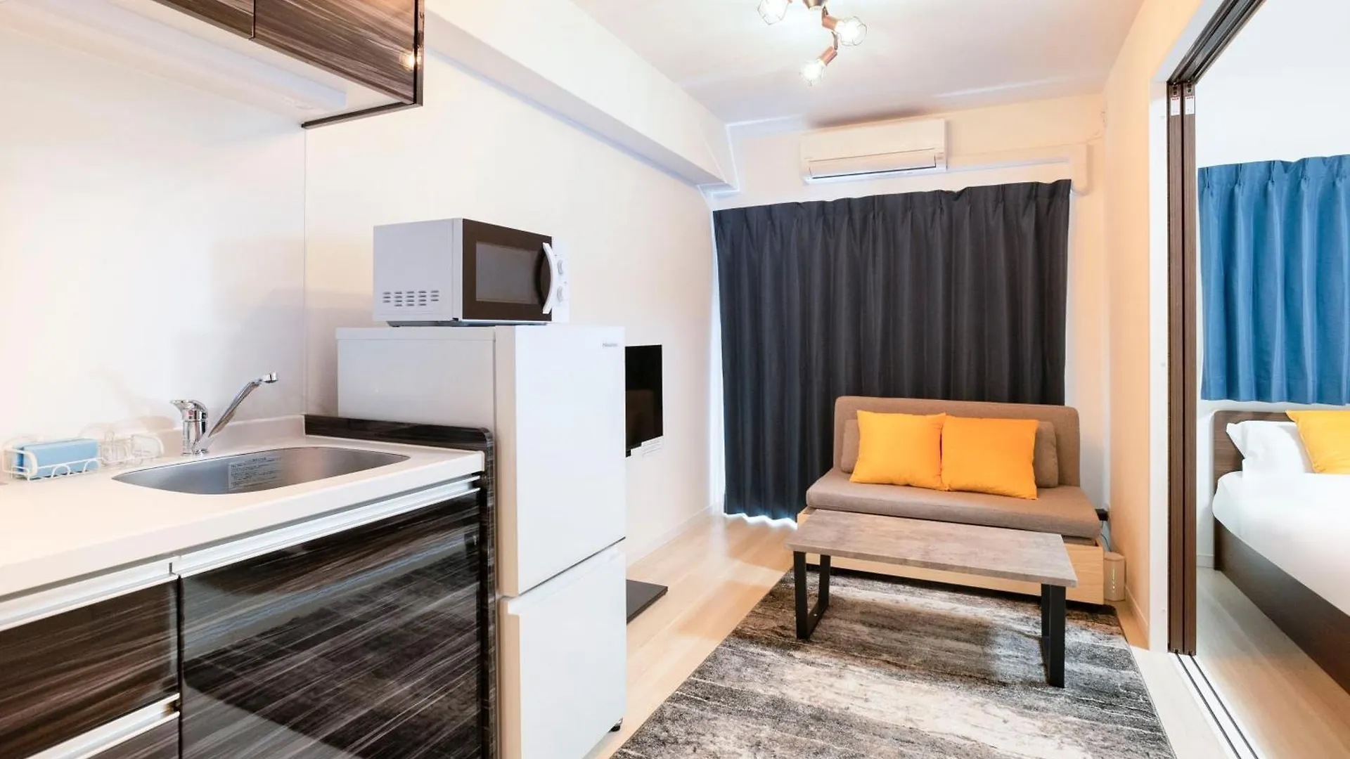 Art Shin-Osaka West Apartment